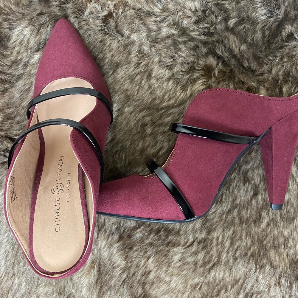 Chinese Laundry NEW Burgundy Faux Suede heels